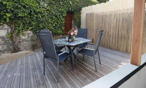 Doue-la-Fontaine House | Maison Le Lodge- Centre Doué la Fontaine proche zoo