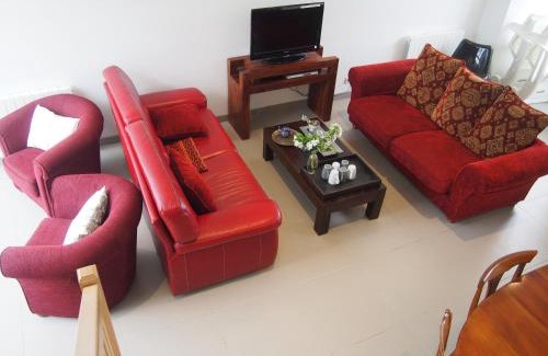 Vains House | Maison Leonard