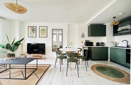 Laon Apartment | Maison Médiévale