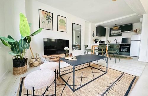 Laon Apartment | Maison Médiévale