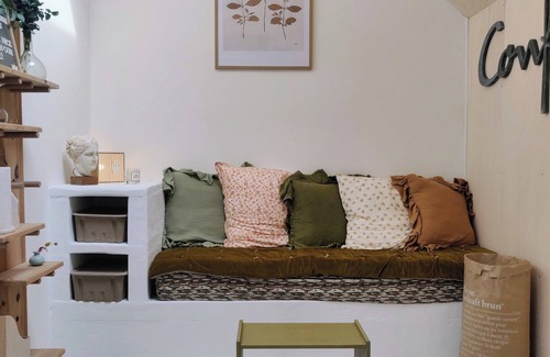 Le Pout Bed & Breakfast | Maison Mandavi Studio d'hôtes de l'Entre deux Mers