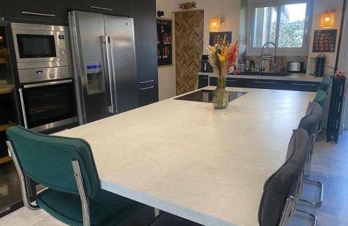 Chantonnay House | Maison Marély