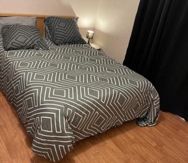 Moulins Apartment | Maison meublée avec parking