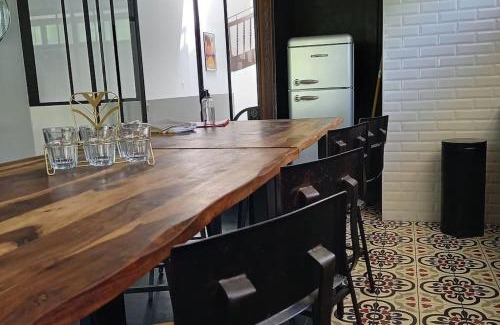 Mont-de-Marsan Apartment | Maison Nadaud avec parking privé