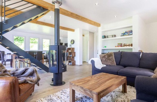 Grust House | Maison neuve à Grust pour 12 personnes, 4 chambres, WIFI, parking, linge et ménage inclus - FR-1-402-110