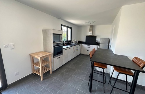 Le Montat House | Maison Neuve, 6 Couchages, Proche Cahors