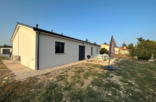 Le Montat House | Maison Neuve, 6 Couchages, Proche Cahors