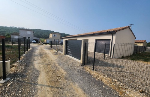 Ruoms Villa | Maison Noé (New Villa) Spacious near the center Fully air-conditioned