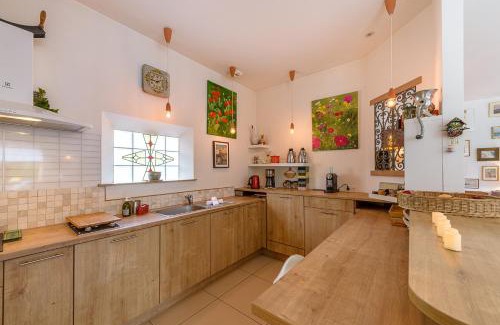 Saint-Jorioz House | Maison Ondine - Logement familial à deux pas du lac et des commerces