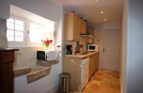 Tourtoirac House | Maison périgourdine en pierre avec cheminée et internet, dans un cadre paisible - FR-1-616-239