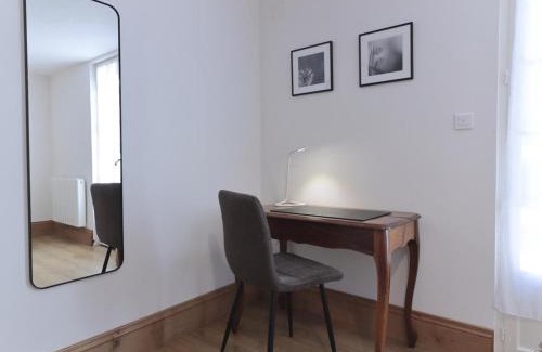 Tourtoirac House | Maison périgourdine en pierre avec cheminée et internet, dans un cadre paisible - FR-1-616-239