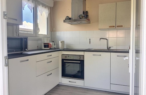 Carolles House | Maison paisible proche de la plage avec jardin et équipements complets - FR-1-361-491