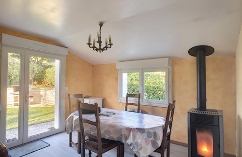 Carolles House | Maison paisible proche de la plage avec jardin et équipements complets - FR-1-361-491