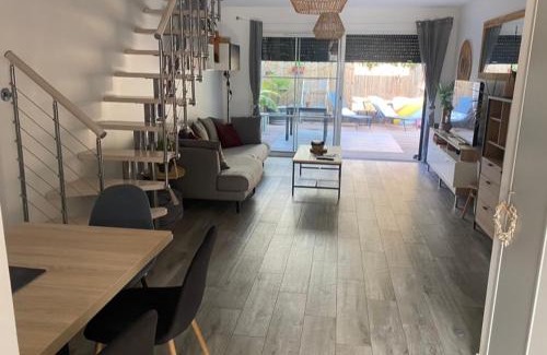 Gujan-Mestras House | Maison, piscine centreville Gujan-Mestras 4 hôtes