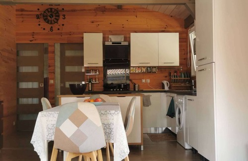 Linxe House | MAISON/PISCINE Private 4/6 pers.65m°, Private garden, 9and12 kms beach ocean, lake