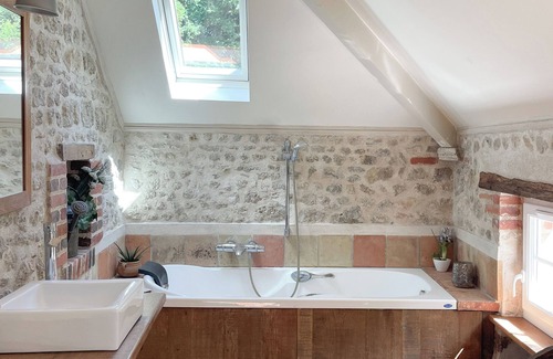 Combreux House | Maison piscine & tennis partagés