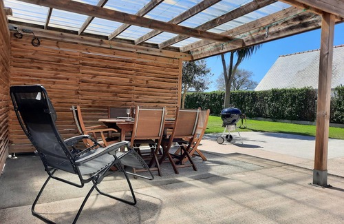 Ploudalmezeau House | Maison Plain-pied sur Terrain Clos, à Proximité du Port et des Plages