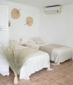 Sausset-les-Pins Apartment | Maison Planier, havre de paix proche mer et centre