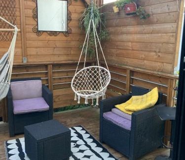 Artigues-pres-Bordeaux Villa | Maison pour 6 personnes avec jardin et piscine