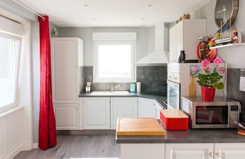 Saint-Guenole House | Maison pour 8 avec vue mer