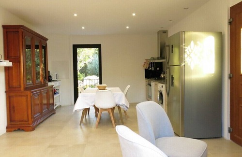 Urtaca Villa | Maison récente avec piscine privée à la campagne.