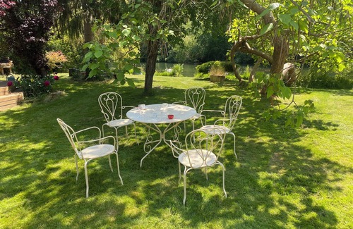 Montigny-sur-Loing House | Maison Ressourçante au Bord du Loing