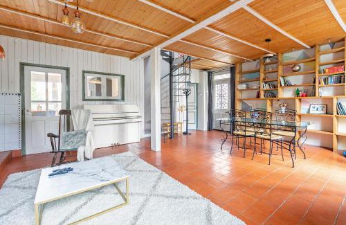 Bondy Villa | Maison rustique à 11min de Paris, cadre chaleureux