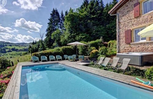 Belmont-de-la-Loire House | Maison spacieuse avec piscine privée, animaux admis, jardin et WiFi - FR-1-496-247