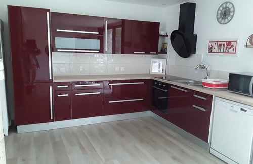 Poigny la Foret House | Maison Spacieuse Proche de Paris