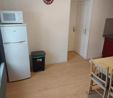 Thun-Saint-Martin House | Maison spacieuse à Thun-Saint-Martin avec jardin