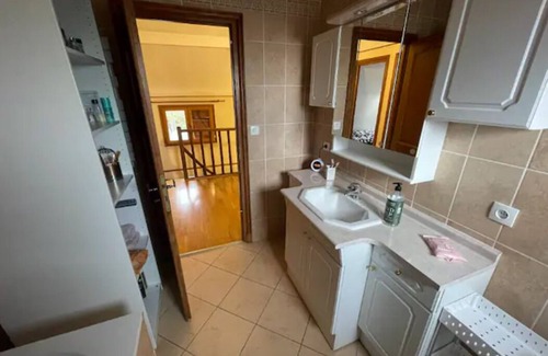 Bagneux House | Maison Spacieuse à Bagneux Options Clim et Parking