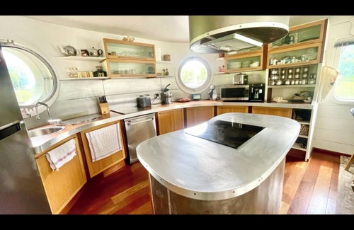 Villeneuve-la-Garenne House | Maison sur l'eau 3 chambres & Terrasse Proche Paris center