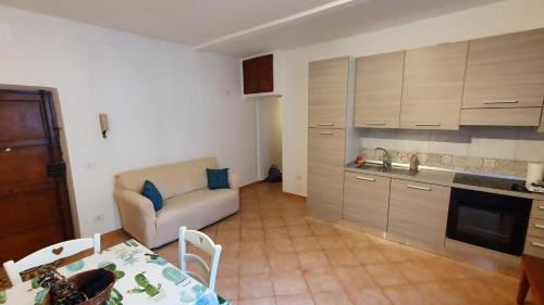 Palombara Sabina Apartment | Maison Suras