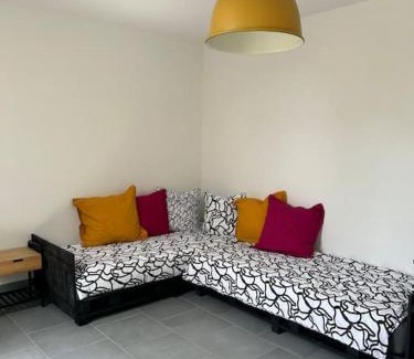 La Riche House | Maison T2 de charme, calme absolu et parking privé