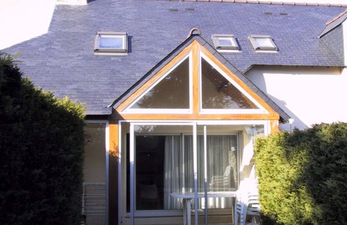 Arzon House | Maison T3 Avec Jardin à Deux pas de la Plage à Louer Pour les Vacances