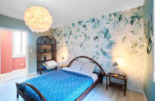 Saint-Cernin-de-lHerm House | Maison Tiny Bwa