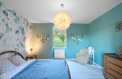 Saint-Cernin-de-lHerm House | Maison Tiny Bwa