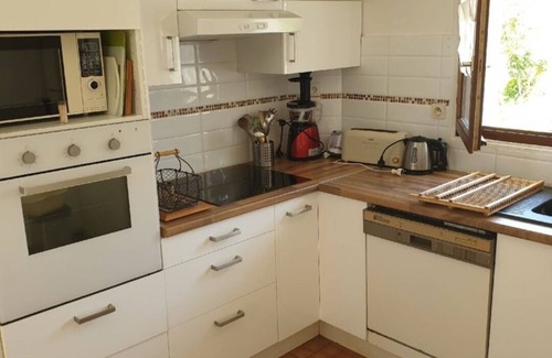 Tregastel House | Maison Tregastel, Plein Coeur de Saint-anne