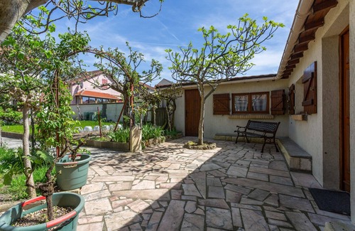 Vigneux-sur-Seine House | Maison Vigneux-sur-Seine- Charmante maison pour 6