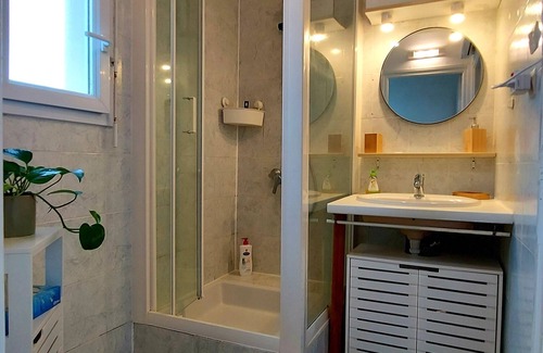 Locmaria-Plouzane House | Maison vue mer 4 Personnes, une Pause au Bout du Monde. Animaux Acceptés!