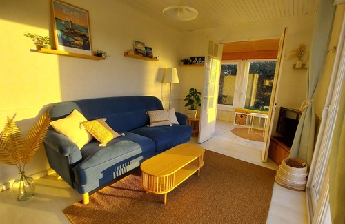 Locmaria-Plouzane House | Maison vue mer 4 Personnes, une Pause au Bout du Monde. Animaux Acceptés!