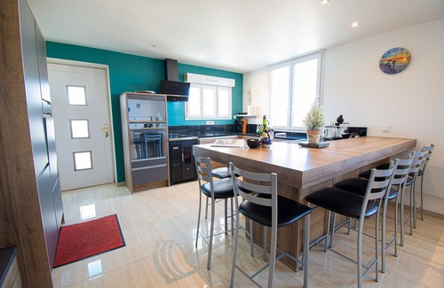 Plomodiern House | Maison VUE MER