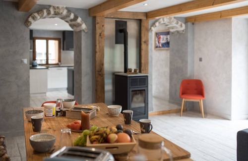Orelle House | Maison10p Orelle/val Thorens en Plein Coeur des Montagnes :ski Rando Vélo Lacs