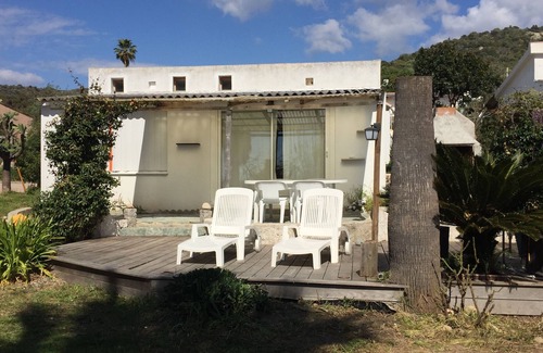 Casaglione House | Maisonette feet in the water