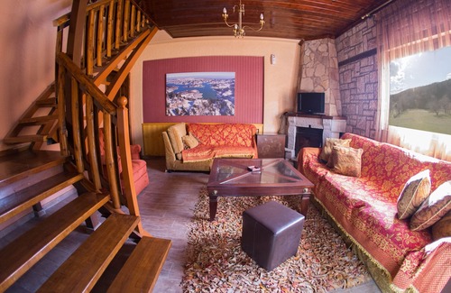 Krionerion House | Maisonette Five Space House