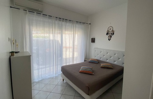 Ortaffa House | Maisonette in a small village 15 min from the beaches of St Cyprien and Argelès.