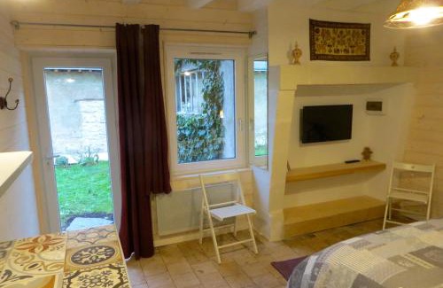 Montlouis-sur-Loire House | Maisonnette indépendante