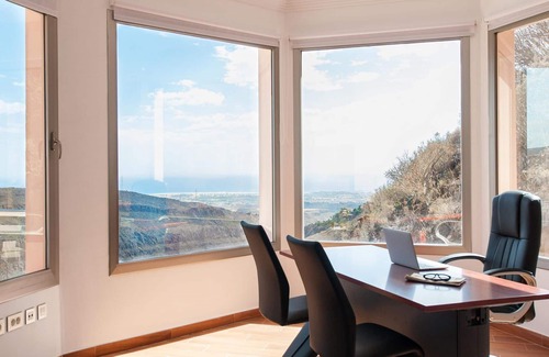 Monte Leon Villa | Majestic Monte Leon by VillaGranCanaria
