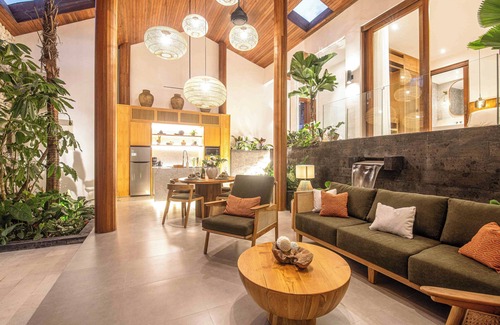 Kutuh Kaja House | Majestic 2 bedroom villa Ubud