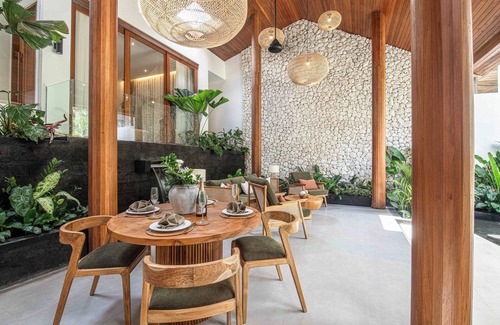 Kutuh Kaja House | Majestic 2 bedroom villa Ubud